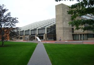 نمونه موردی دانشکده معماری هاروارد